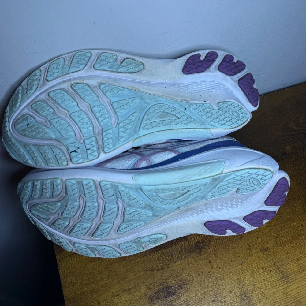 Asics pre owned